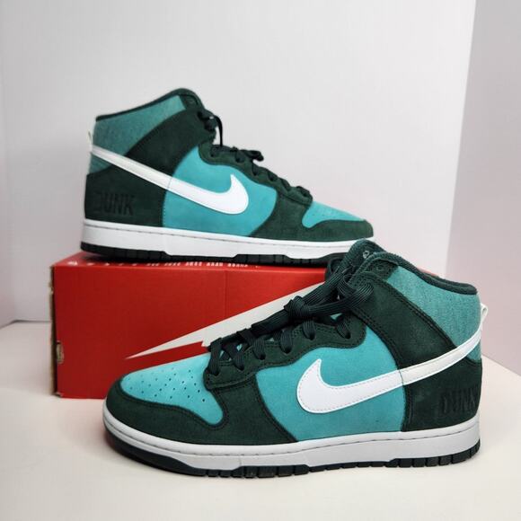 Nike Dunk High Retro SE Athletic Club Pine Green Size 10 Men - Picture 1 of 8